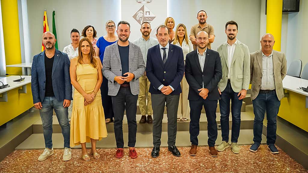 El conseller Espadaler visita l'ajuntament de Deltebre i el seu jutge de pau