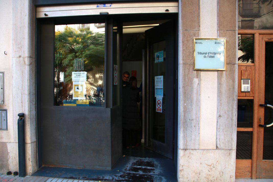 Declaren la representant d'Endesa i tècnics de l'ACA per la gestió de les preses del tram final de l'Ebre a Falset