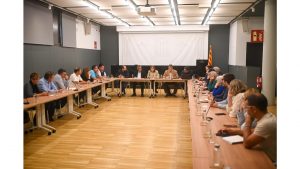 La consellera Paneque en una reunió amb els alcaldes i representants afectats pels aiguats de l'octubre passat a les Terres de l'Ebre